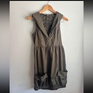 Gracia balloon mini dress